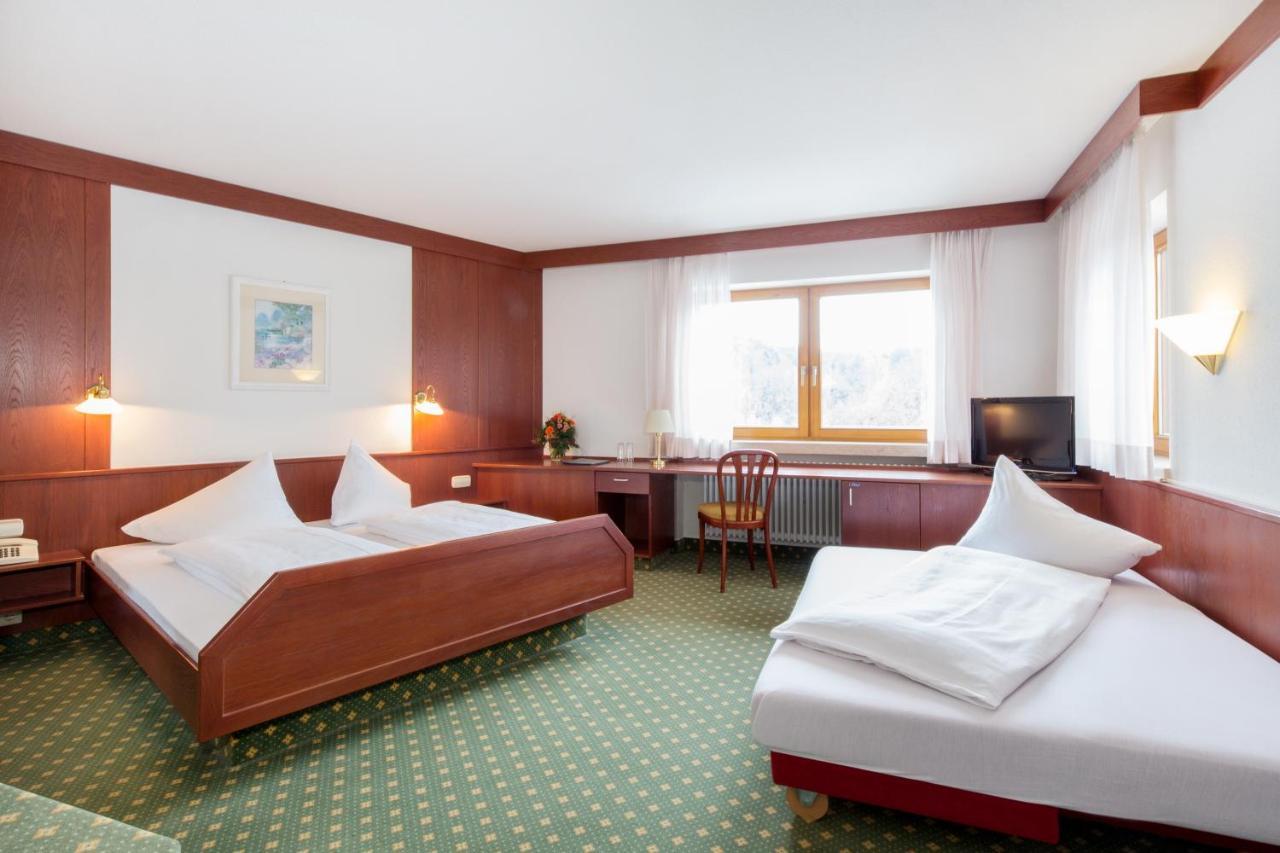 Hotel Jaegerhaus Meckenbeuren Esterno foto